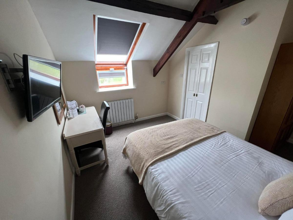 Broughton Craggs Hotel คอกเคอร์เมาท์ ภายนอก รูปภาพ